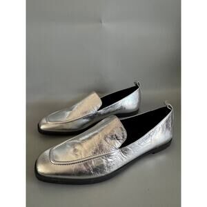 Gianni Bini Metallic Leather Flats Square Toe Silver Women’s Size 9.5